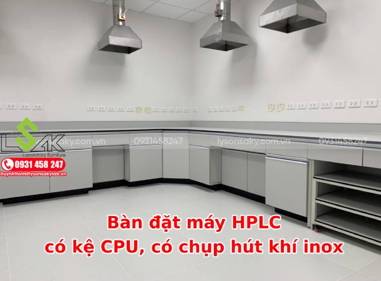 Bàn đặt máy HPLC có kệ CPU, có chụp hút khí inox