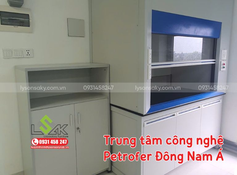 Thiết kế thi công nội thất phòng thí nghiệm dầu nhớt Petrofer