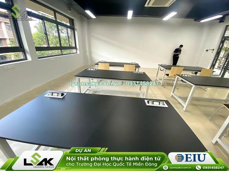 Hệ bàn thực hành phòng thí nghiệm