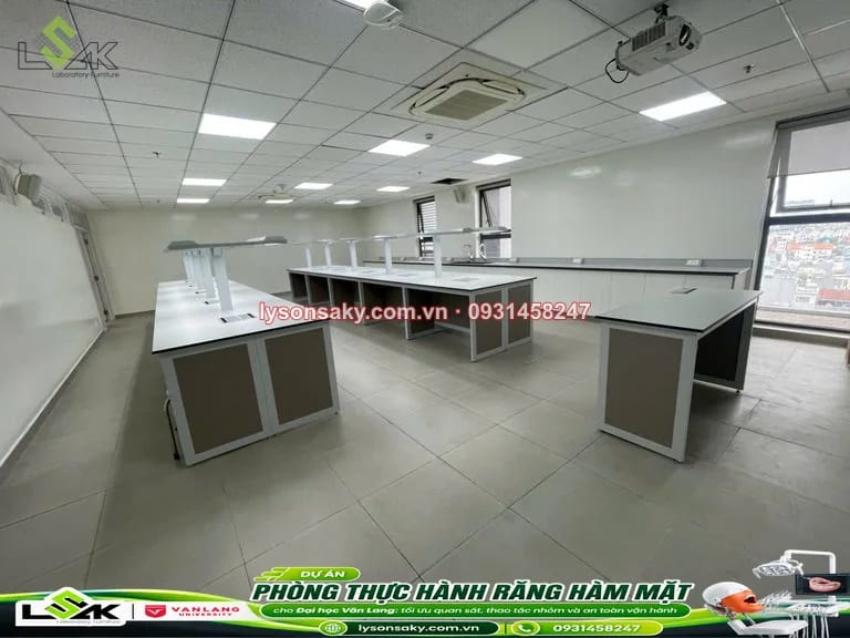 Bàn thí nghiệm áp tường goc 2