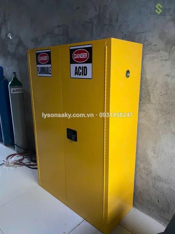 Tủ dung hóa chất chong chay